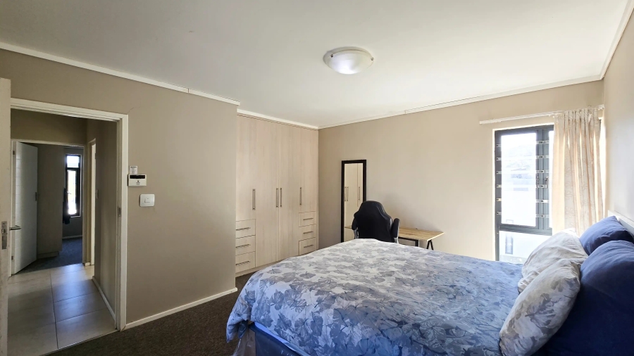 2 Bedroom Property for Sale in Nahoon Valley Park Eastern Cape